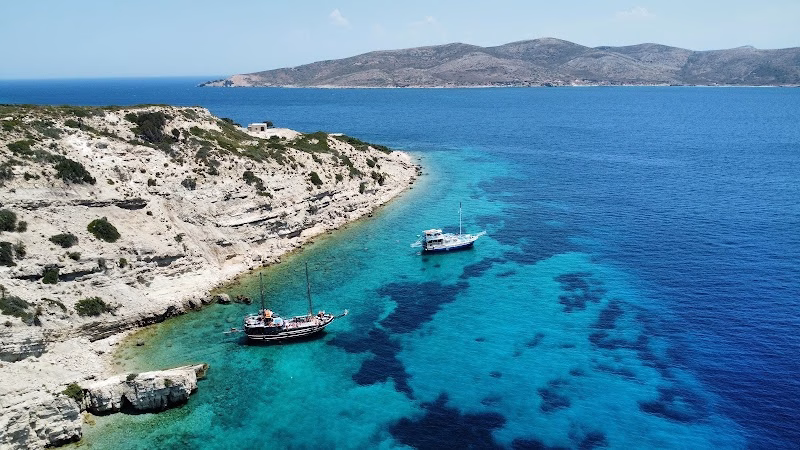 Helios Tours