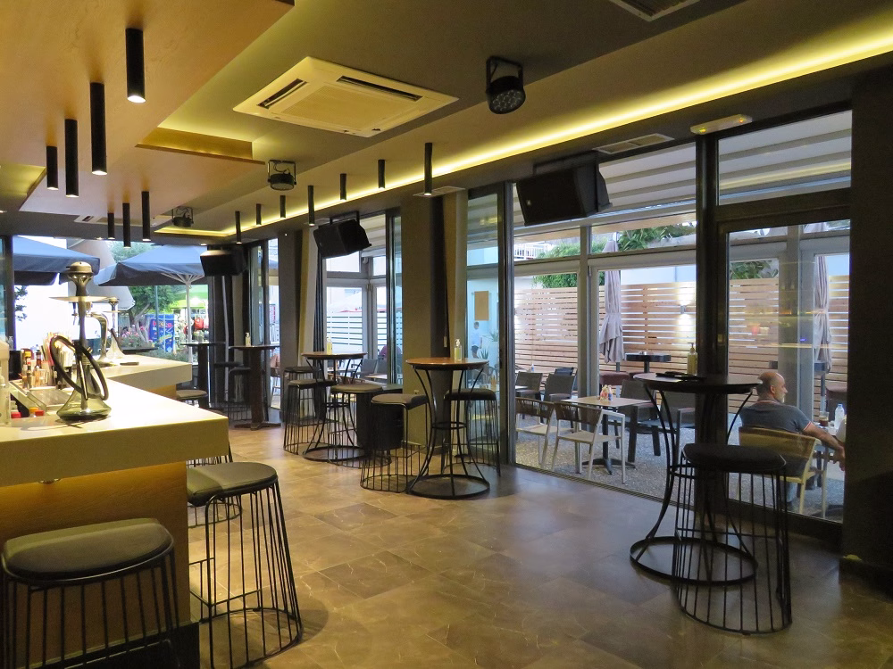 Chill Out Bar